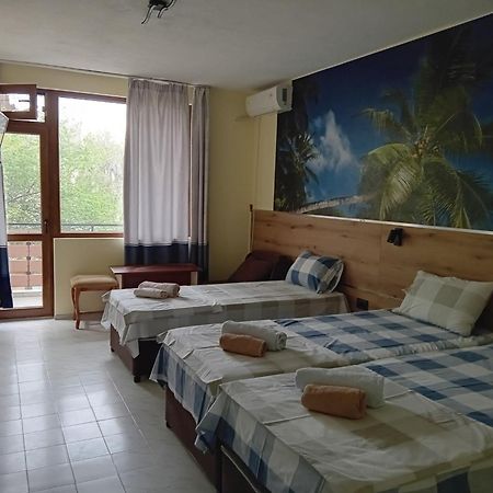 Guesthouse Oasis Kiten  Zewnętrze zdjęcie