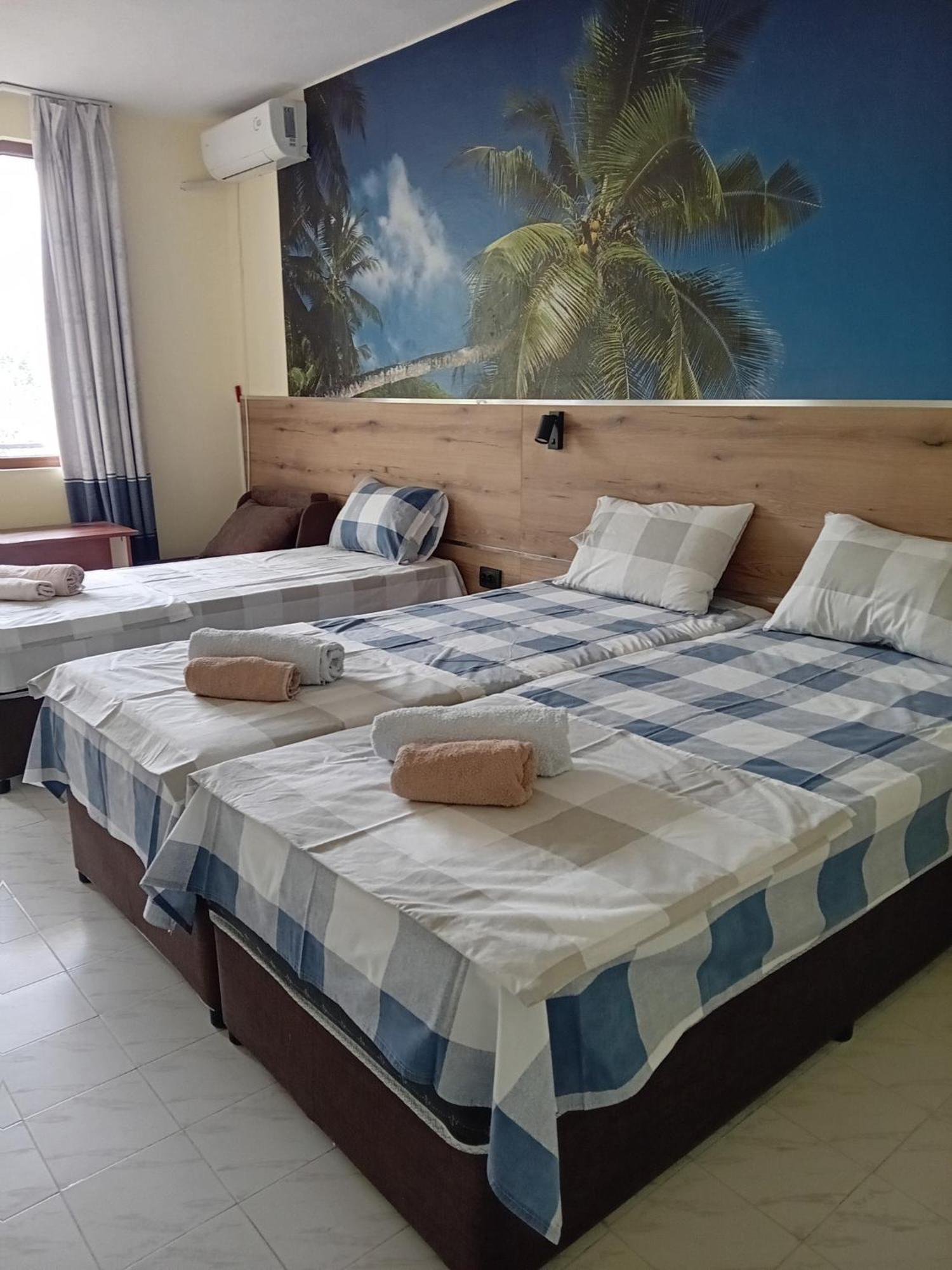 Guesthouse Oasis Kiten  Zewnętrze zdjęcie