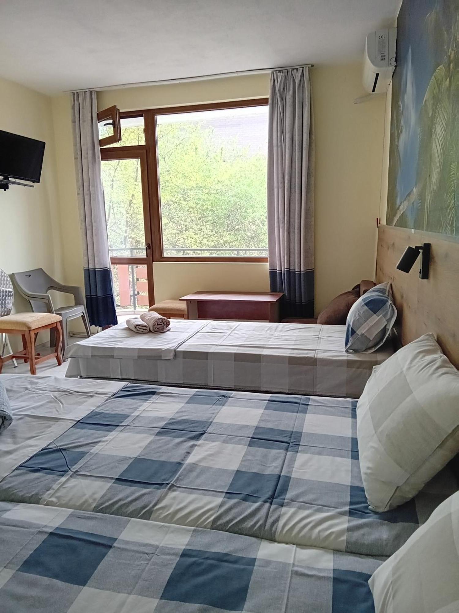 Guesthouse Oasis Kiten  Zewnętrze zdjęcie