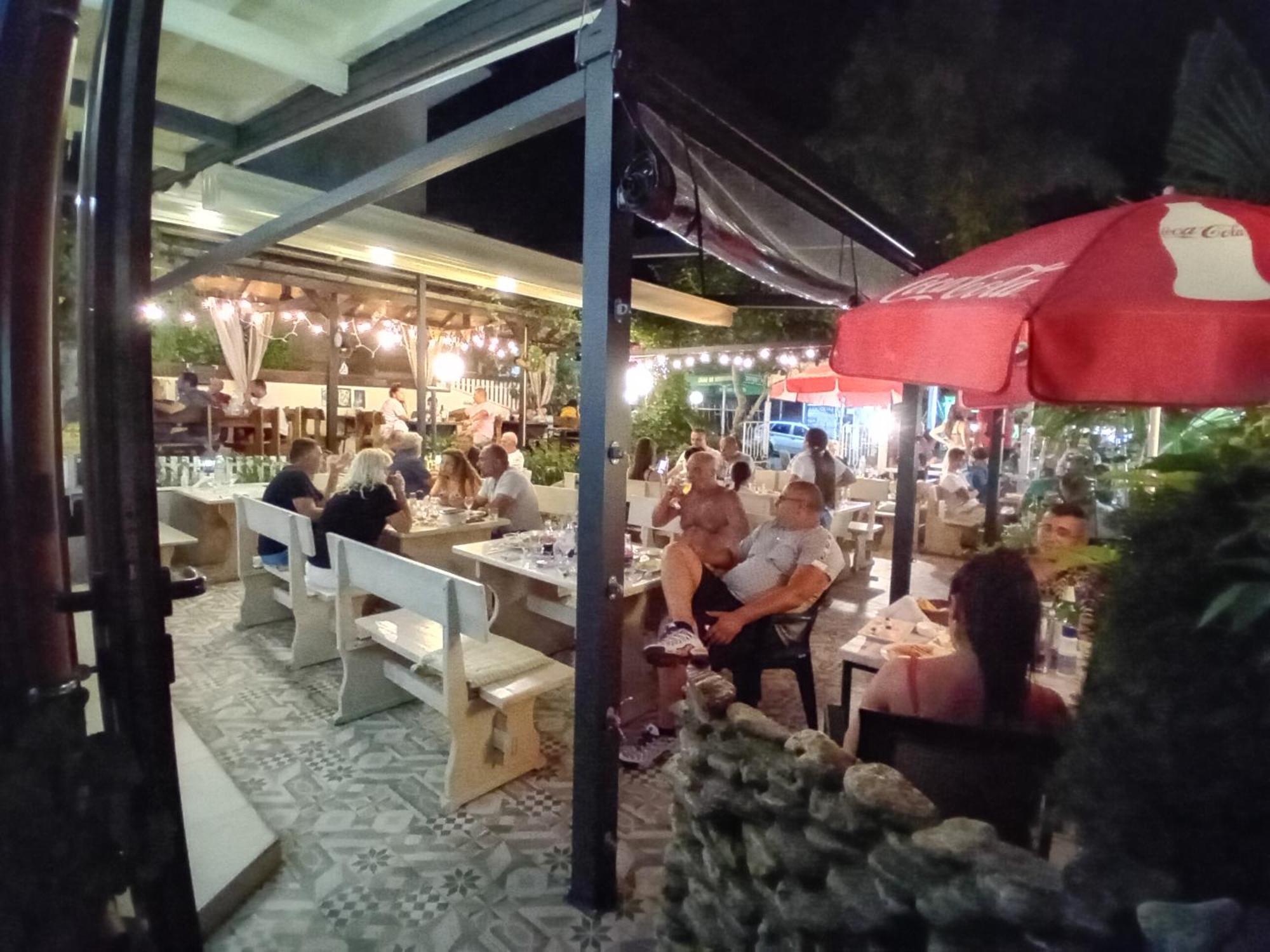 Guesthouse Oasis Kiten  Zewnętrze zdjęcie