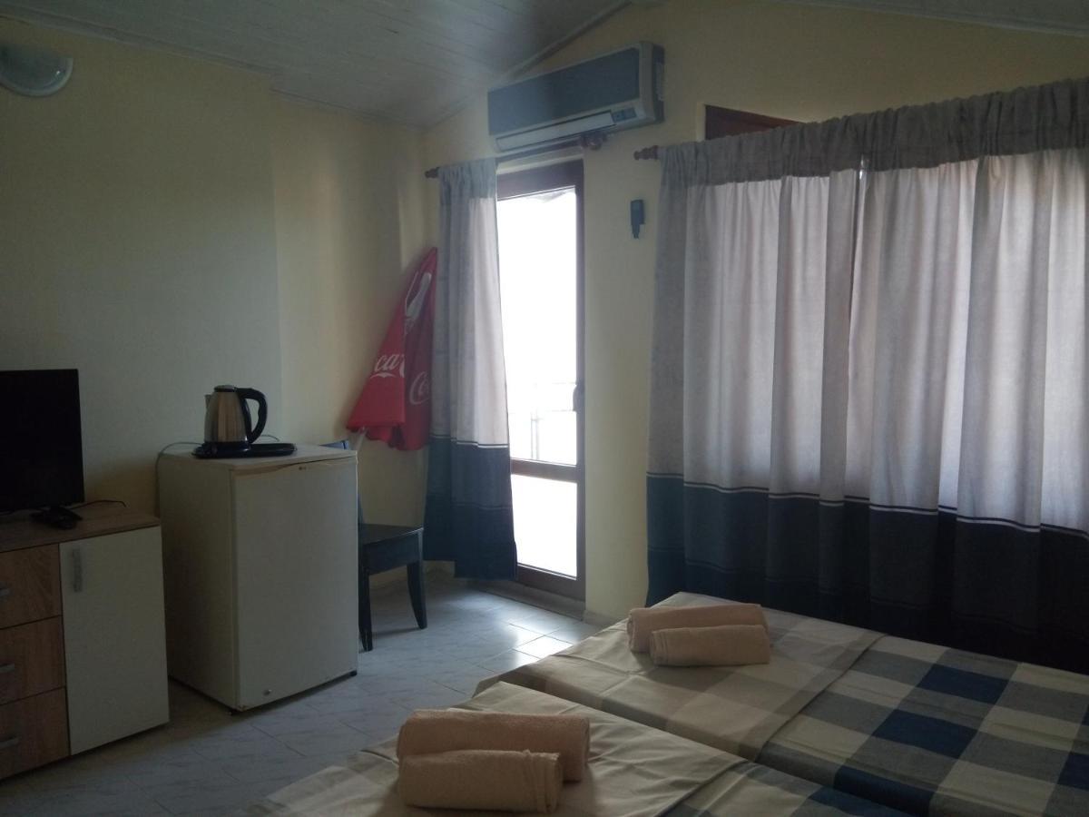 Guesthouse Oasis Kiten  Zewnętrze zdjęcie